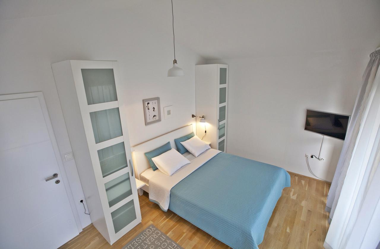 Apartments Roses Stobreč Eksteriør bilde