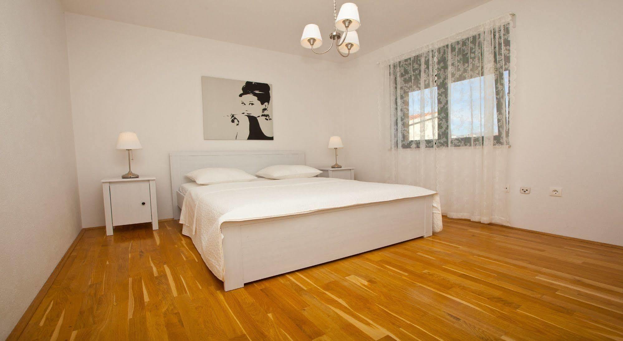 Apartments Roses Stobreč Eksteriør bilde